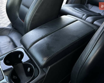 Черный Фольксваген Туарег, объемом двигателя 2.97 л и пробегом 288 тыс. км за 25850 $, фото 101 на Automoto.ua