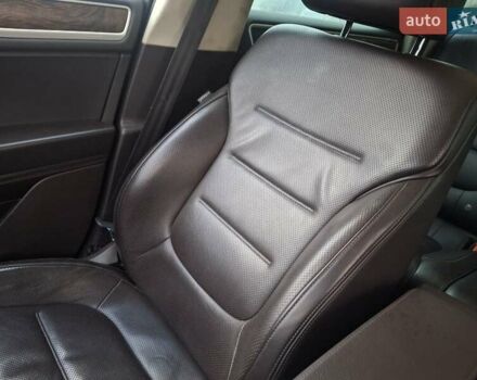 Черный Фольксваген Туарег, объемом двигателя 3 л и пробегом 187 тыс. км за 29970 $, фото 50 на Automoto.ua