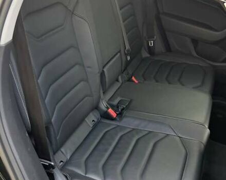 Черный Фольксваген Туарег, объемом двигателя 2.97 л и пробегом 108 тыс. км за 54500 $, фото 26 на Automoto.ua