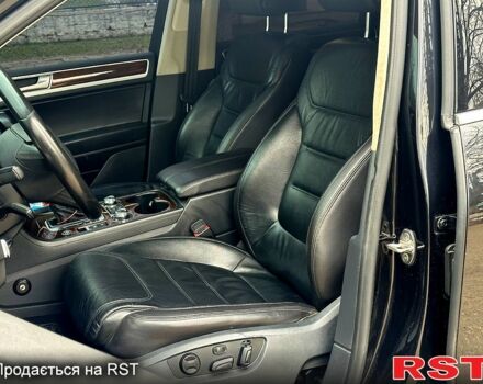 Чорний Фольксваген Туарег, об'ємом двигуна 3 л та пробігом 212 тис. км за 30500 $, фото 11 на Automoto.ua