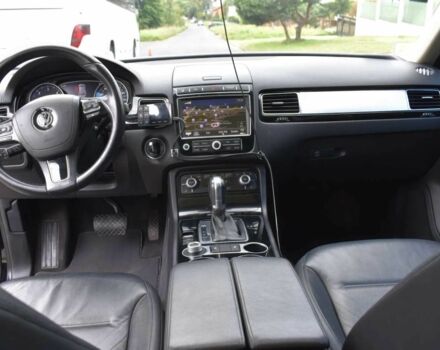 Черный Фольксваген Туарег, объемом двигателя 3 л и пробегом 108 тыс. км за 8500 $, фото 11 на Automoto.ua