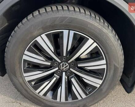 Черный Фольксваген Туарег, объемом двигателя 2.97 л и пробегом 108 тыс. км за 54500 $, фото 18 на Automoto.ua