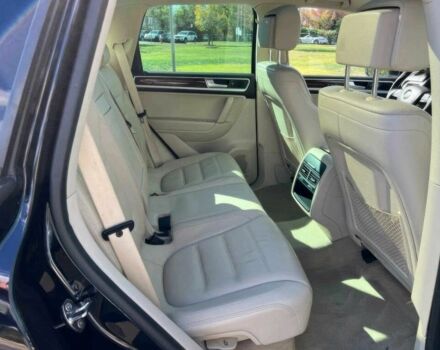 Черный Фольксваген Туарег, объемом двигателя 3 л и пробегом 70 тыс. км за 12600 $, фото 11 на Automoto.ua