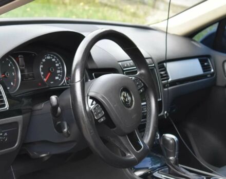 Черный Фольксваген Туарег, объемом двигателя 3 л и пробегом 108 тыс. км за 8500 $, фото 10 на Automoto.ua