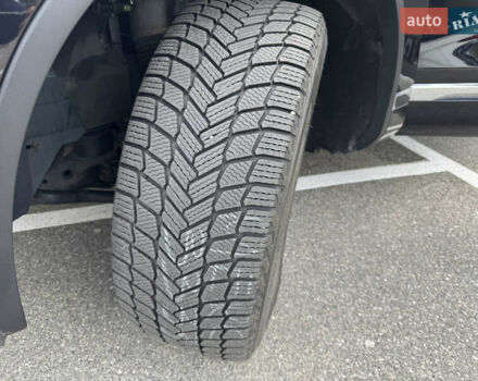 Черный Фольксваген Туарег, объемом двигателя 3 л и пробегом 159 тыс. км за 27900 $, фото 44 на Automoto.ua