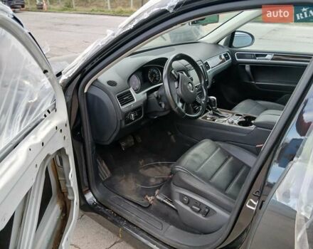 Чорний Фольксваген Туарег, об'ємом двигуна 3.6 л та пробігом 252 тис. км за 12500 $, фото 2 на Automoto.ua