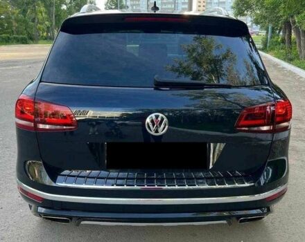Чорний Фольксваген Туарег, об'ємом двигуна 3 л та пробігом 174 тис. км за 20000 $, фото 4 на Automoto.ua