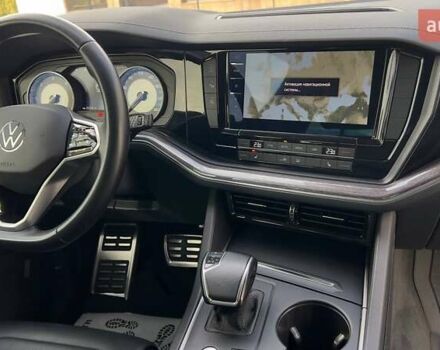 Черный Фольксваген Туарег, объемом двигателя 2.97 л и пробегом 108 тыс. км за 54500 $, фото 21 на Automoto.ua