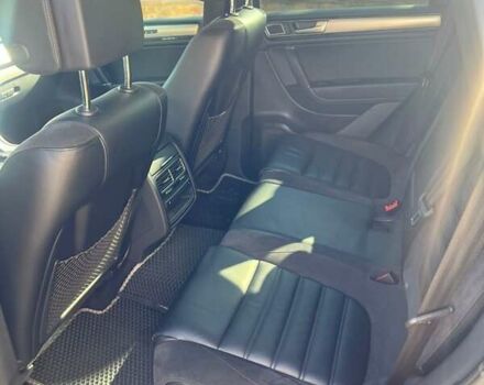 Черный Фольксваген Туарег, объемом двигателя 2.97 л и пробегом 180 тыс. км за 33000 $, фото 9 на Automoto.ua