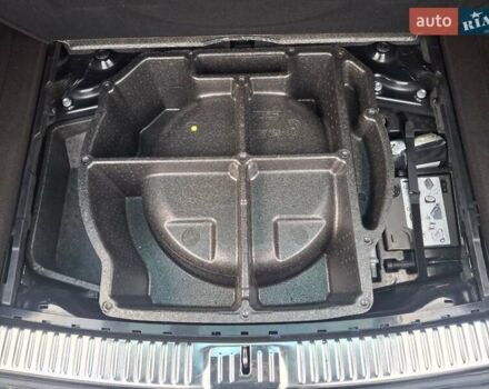 Черный Фольксваген Туарег, объемом двигателя 3 л и пробегом 187 тыс. км за 29970 $, фото 22 на Automoto.ua