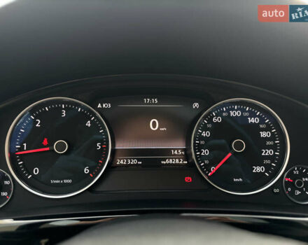 Черный Фольксваген Туарег, объемом двигателя 3 л и пробегом 242 тыс. км за 27999 $, фото 39 на Automoto.ua