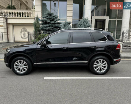 Черный Фольксваген Туарег, объемом двигателя 3 л и пробегом 159 тыс. км за 27900 $, фото 7 на Automoto.ua