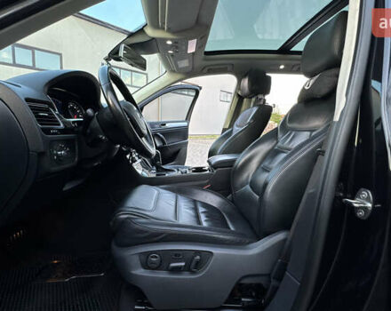 Черный Фольксваген Туарег, объемом двигателя 2.97 л и пробегом 288 тыс. км за 25850 $, фото 63 на Automoto.ua