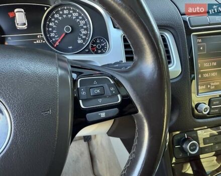 Черный Фольксваген Туарег, объемом двигателя 3 л и пробегом 279 тыс. км за 20400 $, фото 35 на Automoto.ua