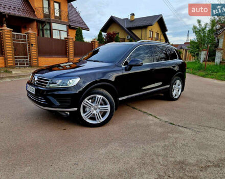 Черный Фольксваген Туарег, объемом двигателя 3 л и пробегом 225 тыс. км за 30000 $, фото 2 на Automoto.ua