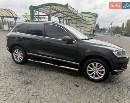 Черный Фольксваген Туарег, объемом двигателя 3 л и пробегом 224 тыс. км за 27000 $, фото 2 на Automoto.ua