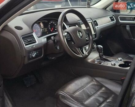 Черный Фольксваген Туарег, объемом двигателя 3 л и пробегом 187 тыс. км за 29970 $, фото 35 на Automoto.ua