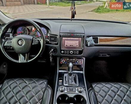 Черный Фольксваген Туарег, объемом двигателя 3 л и пробегом 225 тыс. км за 30000 $, фото 50 на Automoto.ua