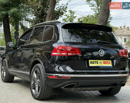 Черный Фольксваген Туарег, объемом двигателя 3 л и пробегом 212 тыс. км за 28999 $, фото 12 на Automoto.ua