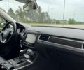 Черный Фольксваген Туарег, объемом двигателя 3 л и пробегом 134 тыс. км за 14300 $, фото 12 на Automoto.ua