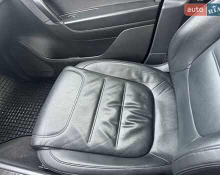 Черный Фольксваген Туарег, объемом двигателя 2.97 л и пробегом 268 тыс. км за 24300 $, фото 9 на Automoto.ua