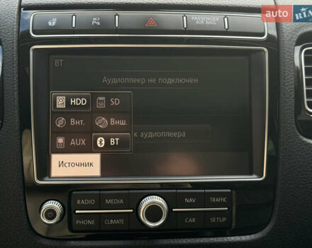 Черный Фольксваген Туарег, объемом двигателя 3 л и пробегом 242 тыс. км за 27999 $, фото 44 на Automoto.ua