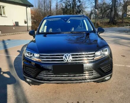 Черный Фольксваген Туарег, объемом двигателя 3 л и пробегом 76 тыс. км за 5600 $, фото 1 на Automoto.ua