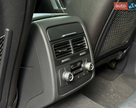 Черный Фольксваген Туарег, объемом двигателя 3 л и пробегом 212 тыс. км за 28999 $, фото 47 на Automoto.ua