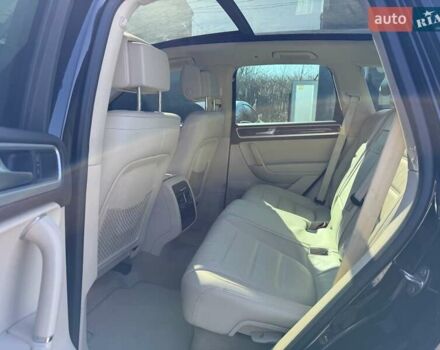 Черный Фольксваген Туарег, объемом двигателя 3 л и пробегом 279 тыс. км за 20400 $, фото 52 на Automoto.ua