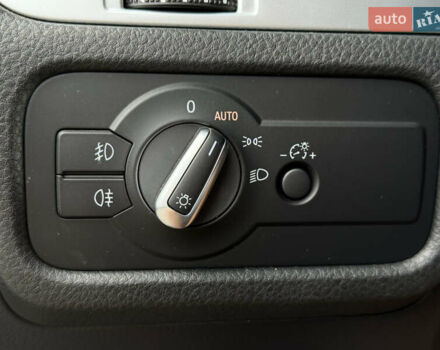 Черный Фольксваген Туарег, объемом двигателя 3 л и пробегом 212 тыс. км за 28999 $, фото 26 на Automoto.ua