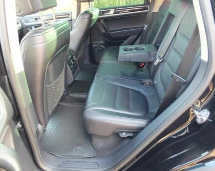 Чорний Фольксваген Туарег, об'ємом двигуна 3 л та пробігом 176 тис. км за 21600 $, фото 7 на Automoto.ua