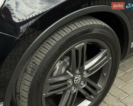 Черный Фольксваген Туарег, объемом двигателя 3 л и пробегом 212 тыс. км за 28999 $, фото 11 на Automoto.ua