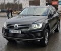 Черный Фольксваген Туарег, объемом двигателя 3 л и пробегом 187 тыс. км за 29970 $, фото 1 на Automoto.ua