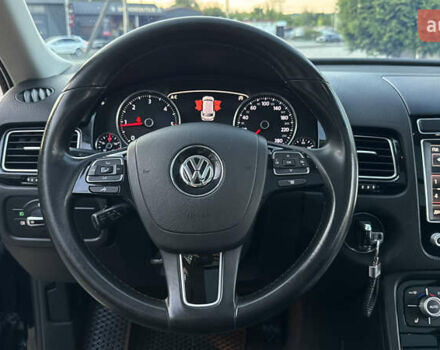 Черный Фольксваген Туарег, объемом двигателя 2.97 л и пробегом 288 тыс. км за 25850 $, фото 74 на Automoto.ua