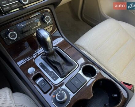 Черный Фольксваген Туарег, объемом двигателя 3 л и пробегом 279 тыс. км за 20400 $, фото 40 на Automoto.ua