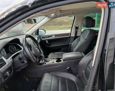 Чорний Фольксваген Туарег, об'ємом двигуна 3.6 л та пробігом 252 тис. км за 12500 $, фото 3 на Automoto.ua