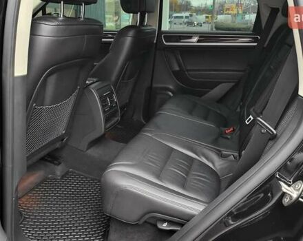 Черный Фольксваген Туарег, объемом двигателя 2.97 л и пробегом 205 тыс. км за 30500 $, фото 12 на Automoto.ua