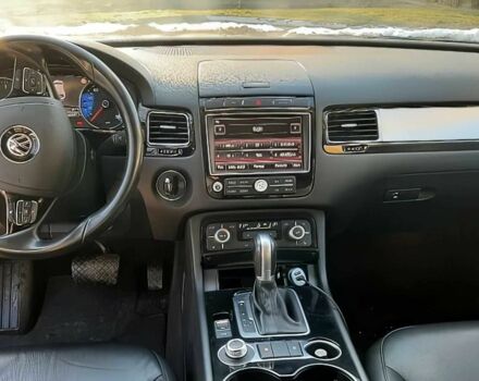 Черный Фольксваген Туарег, объемом двигателя 3 л и пробегом 76 тыс. км за 5600 $, фото 8 на Automoto.ua