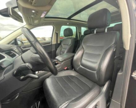 Черный Фольксваген Туарег, объемом двигателя 3 л и пробегом 41 тыс. км за 8200 $, фото 7 на Automoto.ua