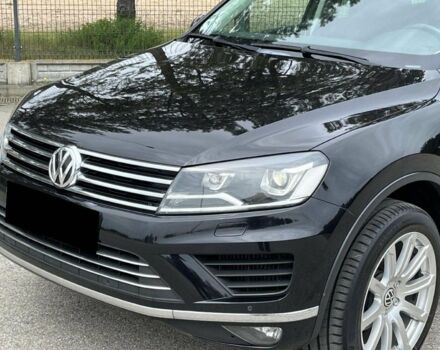Черный Фольксваген Туарег, объемом двигателя 3 л и пробегом 134 тыс. км за 14300 $, фото 4 на Automoto.ua