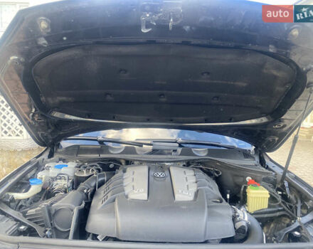 Чорний Фольксваген Туарег, об'ємом двигуна 2.97 л та пробігом 198 тис. км за 24000 $, фото 1 на Automoto.ua