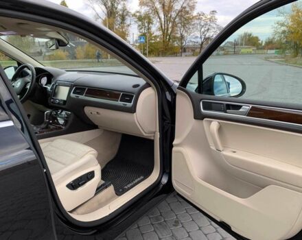 Черный Фольксваген Туарег, объемом двигателя 3.6 л и пробегом 190 тыс. км за 17500 $, фото 6 на Automoto.ua