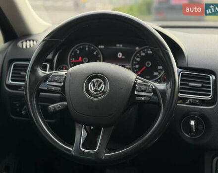 Черный Фольксваген Туарег, объемом двигателя 3 л и пробегом 242 тыс. км за 27999 $, фото 35 на Automoto.ua