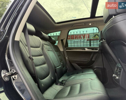 Черный Фольксваген Туарег, объемом двигателя 3 л и пробегом 212 тыс. км за 28999 $, фото 49 на Automoto.ua