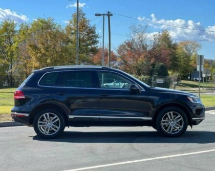 Черный Фольксваген Туарег, объемом двигателя 3 л и пробегом 70 тыс. км за 12600 $, фото 7 на Automoto.ua