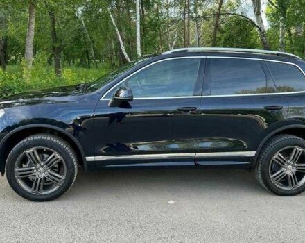 Чорний Фольксваген Туарег, об'ємом двигуна 3 л та пробігом 174 тис. км за 20000 $, фото 2 на Automoto.ua