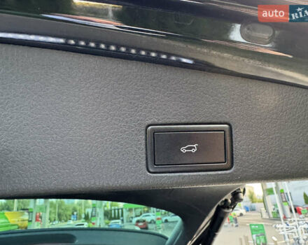 Черный Фольксваген Туарег, объемом двигателя 2.97 л и пробегом 166 тыс. км за 32000 $, фото 10 на Automoto.ua