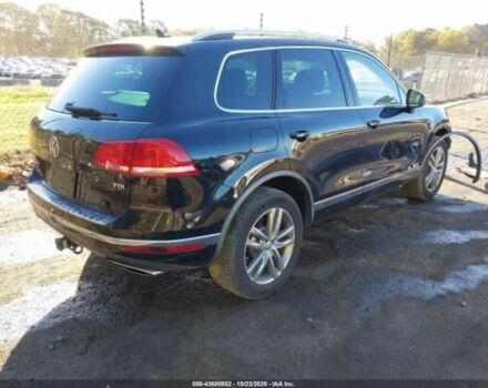 Черный Фольксваген Туарег, объемом двигателя 3 л и пробегом 170 тыс. км за 3000 $, фото 3 на Automoto.ua