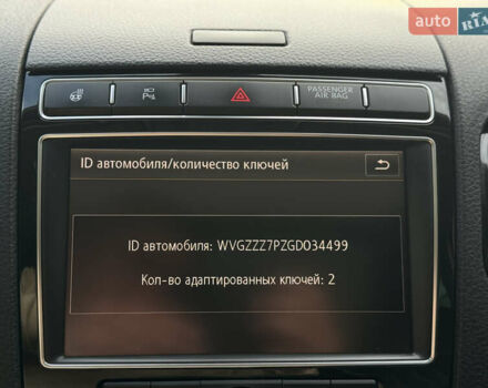 Черный Фольксваген Туарег, объемом двигателя 3 л и пробегом 242 тыс. км за 27999 $, фото 53 на Automoto.ua