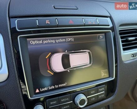 Черный Фольксваген Туарег, объемом двигателя 3 л и пробегом 279 тыс. км за 20400 $, фото 62 на Automoto.ua